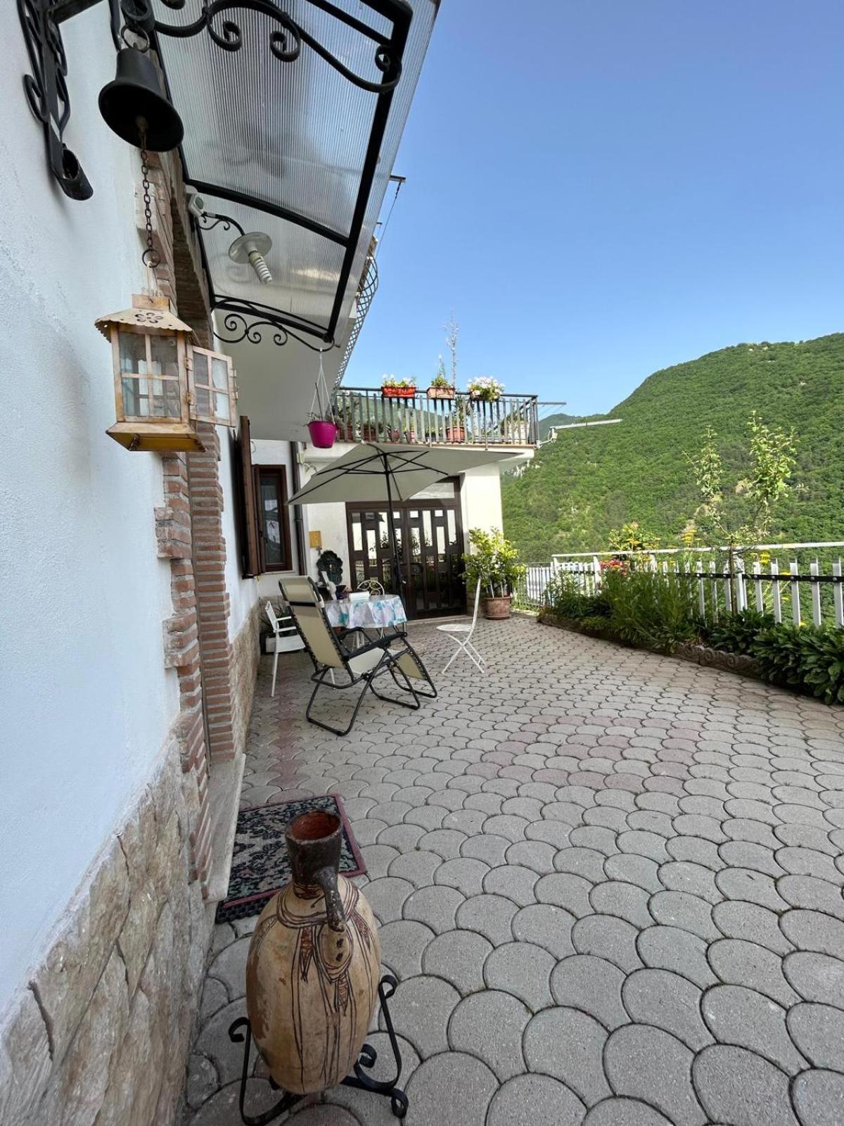 Casa San Giacomo Poggio Bustone المظهر الخارجي الصورة
