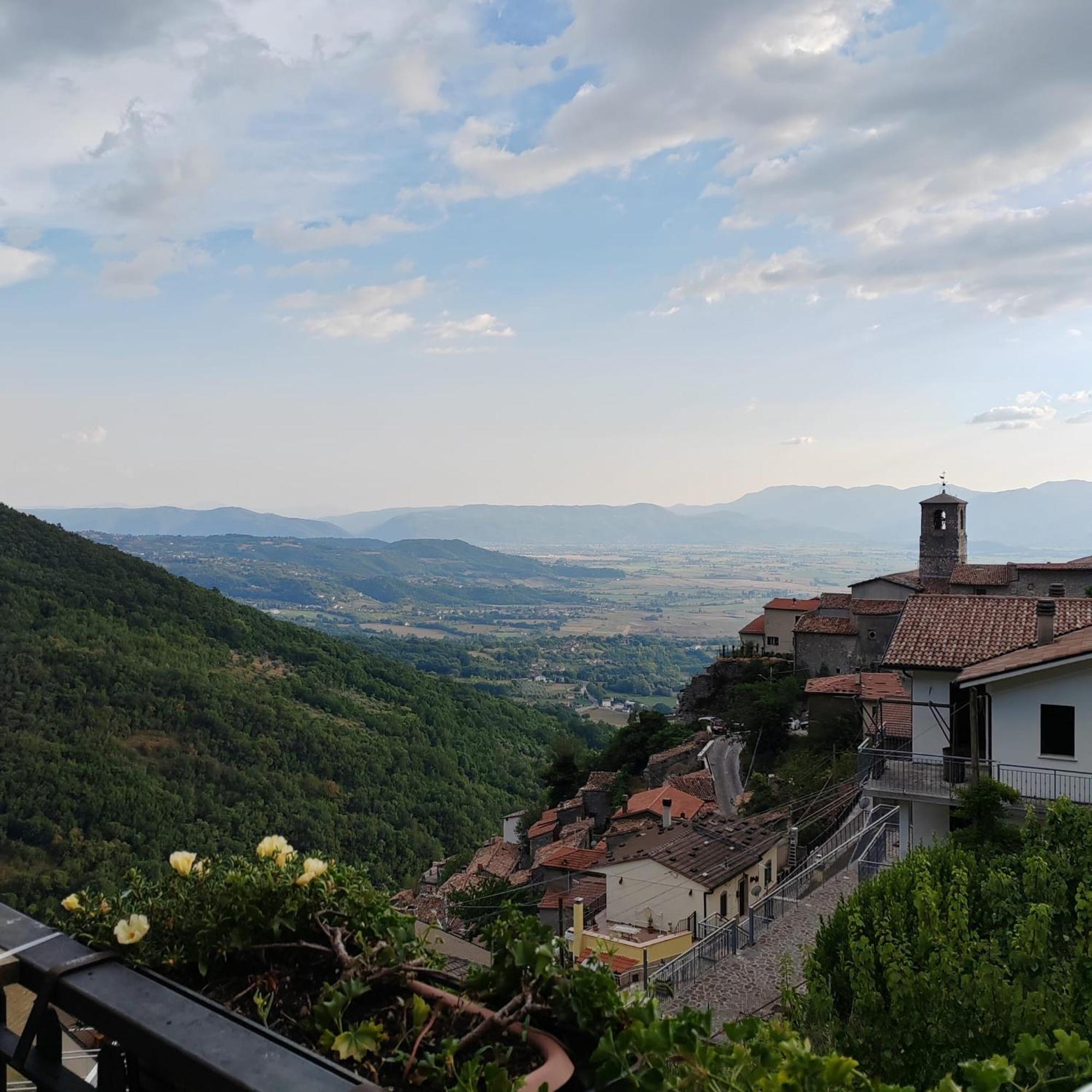 Casa San Giacomo Poggio Bustone المظهر الخارجي الصورة